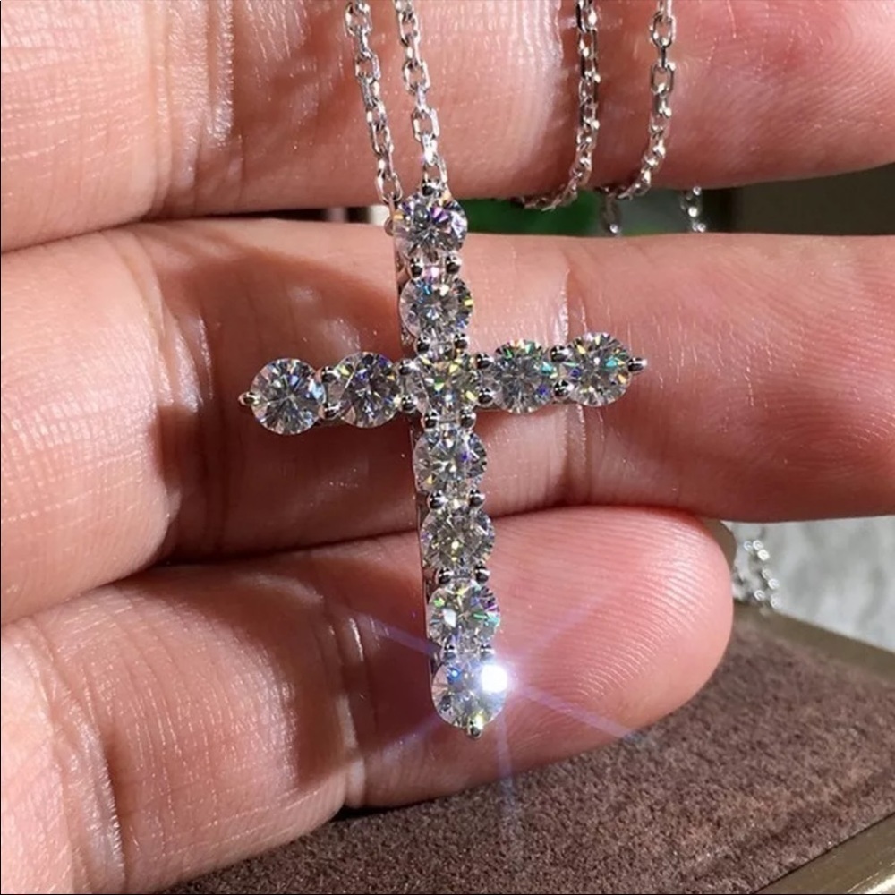 New 925 Sterling Silver Diamond Cross Necklace